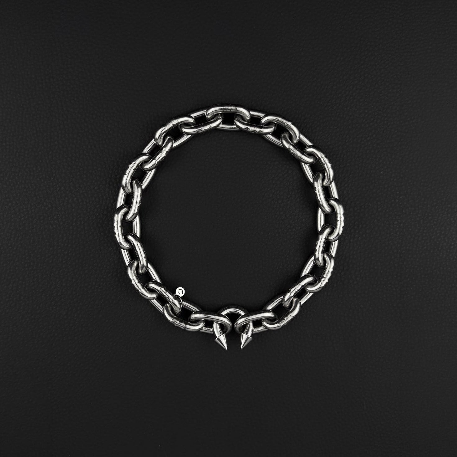 stainless steel 6mm thick chain with a spiky septum barbel